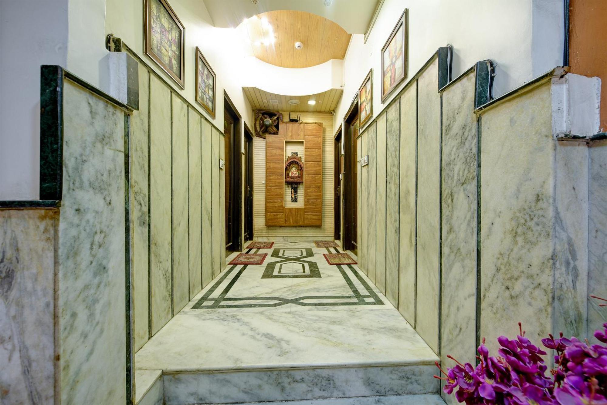Hotel Shiva Intercontinental - New Delhi Railway Station - Paharganj 외부 사진