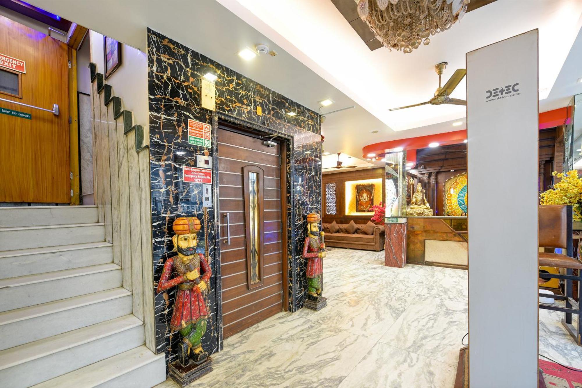 Hotel Shiva Intercontinental - New Delhi Railway Station - Paharganj 외부 사진