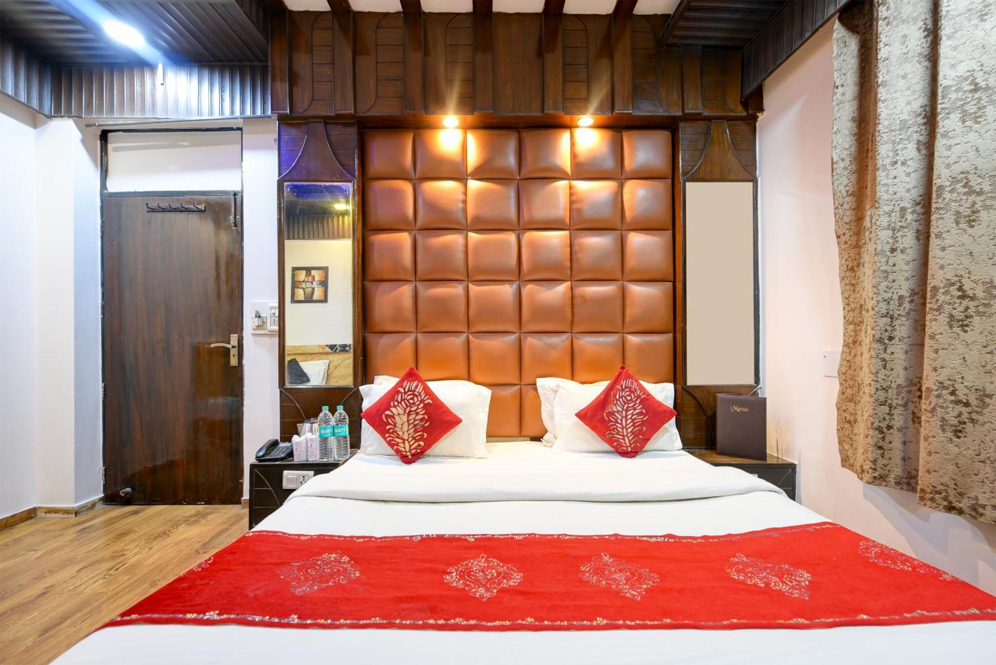 Hotel Shiva Intercontinental - New Delhi Railway Station - Paharganj 외부 사진